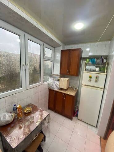 makler gence: Bakı, 3 otaqlı, Köhnə tikili, m. Həzi Aslanov, 60 kv. m — 6