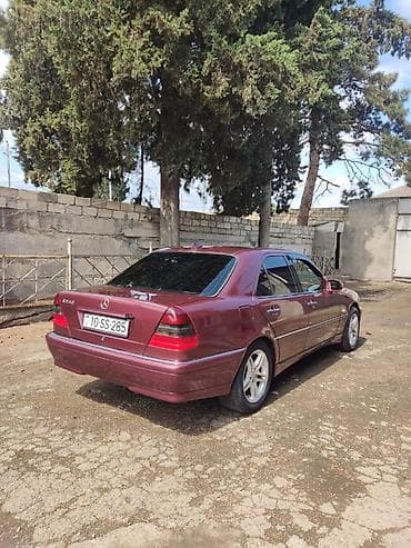avto maşınlar: Mercedes-Benz C 240: 2.4 l | 1998 il Sedan — 2