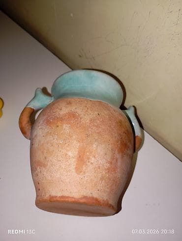 Bir vaza, Keramika — 2