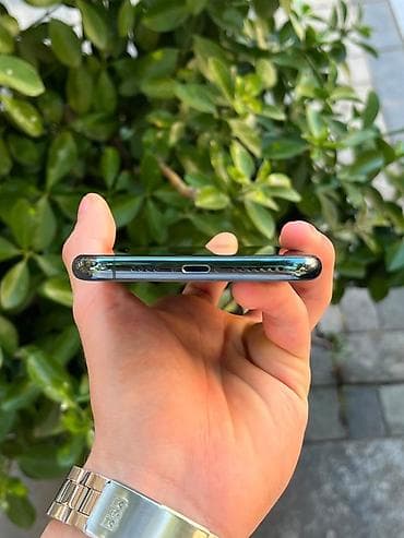 iphone 8s plus: IPhone 11 Pro, 64 GB, Matte Midnight Green, Face ID — 2