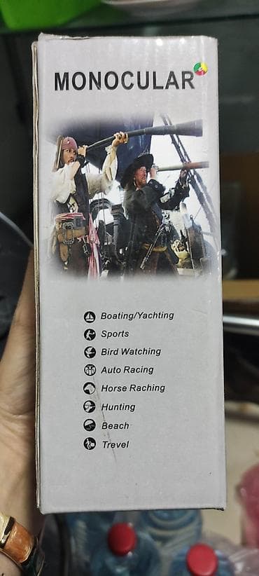 binokl: 25x42 ölçülü monokulyar. 1000 metrdə 53 metrə qədər böyütmə — 3
