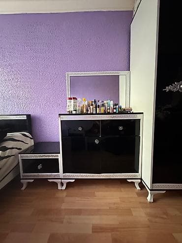 naxcivan mebel instagram: Yataq mebeli 300 Azn satılır.Ünvan Nərimanov.Nərgiz🌾2827. 0559360282 — 2