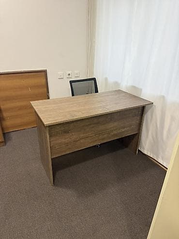 ofis dolabı ikinci el: Ofis mebel dəsti. İki ədəd kompyuter masası bir ədəd sənəd skafı bir — 4