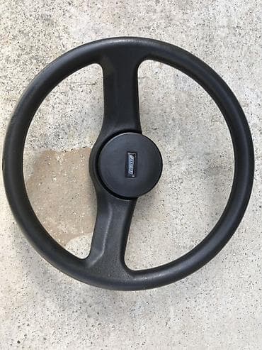 masin satis saytlari: Məhsul: Avtomobil üçün orijinal sükan və xrom egzoz ucu (Sükan — 1