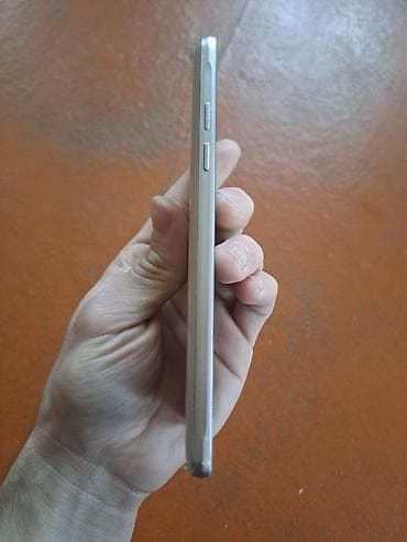 iphone 5s qiymeti 2019: Samsung Galaxy J5, 16 GB, rəng - Qızılı, İki sim kartlı — 3