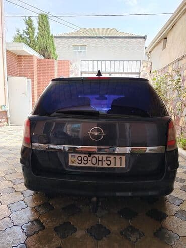 topaş maşın: Opel Astra: 1.6 l | 2006 il 651813 km Universal — 3