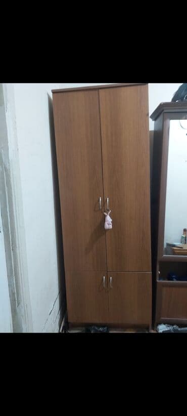 İşlənmiş, Düz dolab, Qarderob, paltar dolabı
