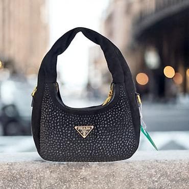 Сумки: - Brend: Prada Nabuk - Model: Kiçik çiyin/handbag silueti - Rəng: Qara — 1