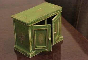 Musiqi alətləri: Miniatur skaf modeli — 5