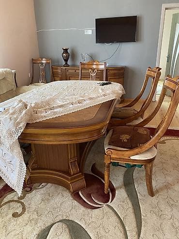 demir agac: Klassik üslubda yataq otağı mebel dəsti Tərkibi: - 2 ədəd tumbə: tünd — 8