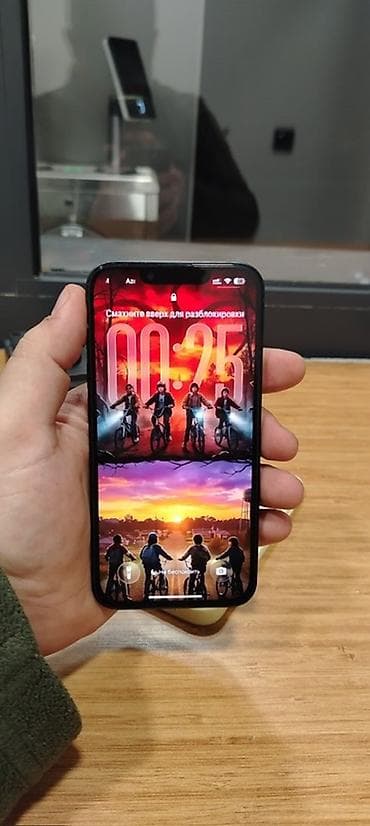 IPhone 13, 128 GB, Qara, Face ID