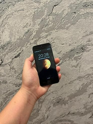 IPhone 5, 16 GB, Qara