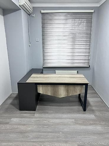 İşçi üçün, Künc masa lalafo.az -da İşçi üçün, Künc masa