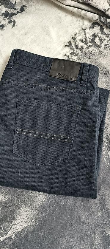 Джинсы Немецкого брэнда RAY Размер W 38 / L 34 Объем в поясе 98 см