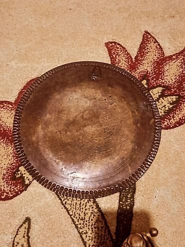 heyder eliyev sekilleri: Fiqur, Metal, rəng - Qızılı — 3