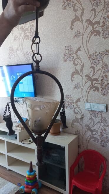 чешская люстра: Çılçıraq, 1 lampa, Metal — 1