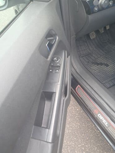 audi tt qiyməti: Opel Astra: 1.4 l | 2009 il 310000 km Hetçbek — 8
