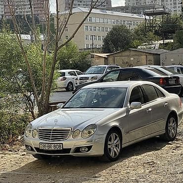 ford focus rs: Mercedes-Benz E 280: 2.8 l | 2007 il Sedan — 5