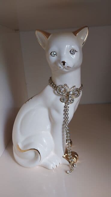 Fiqur, rəng - Qızılı