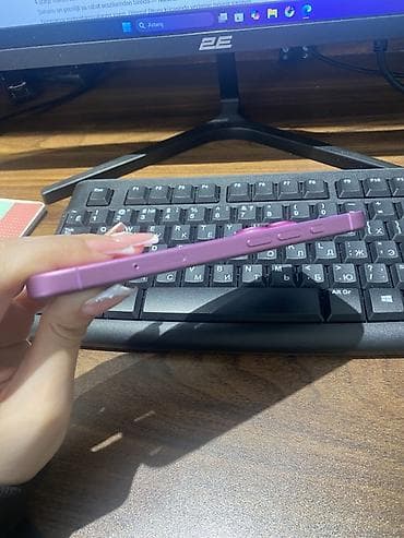 iphone 6s satilir: IPhone 16, 128 ГБ, Розовый, Face ID — 4