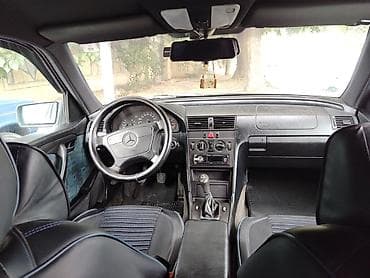 mercedes e280: Mercedes-Benz C-Class: 1.8 l | 1997 il Sedan — 7