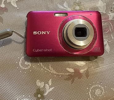 sony qulaqliq: Yeni kimidir. Sadece altinda balaca qiriqi var. Adapteri falan herseyi — 1