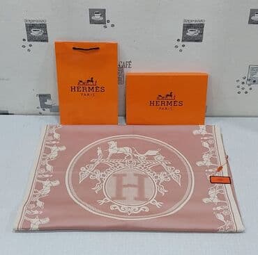 Ferrari: Hermes şərfi, xanımlar üçün, təzədir, keyfiyyətlidir. Model: Hermès — 8