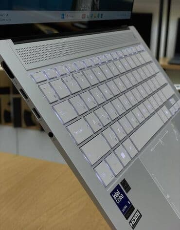 ASUS: ASUS Zenbook – yüngül və güclü ultrabuk - Ekran: nazik çərçivəli — 2