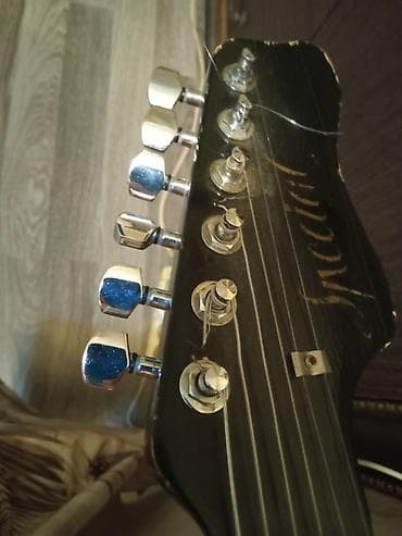 gitara tornada: Elektron gitara, 6 sim, İşlənmiş, Ödənişli çatdırılma, Ünvandan götürmə — 10