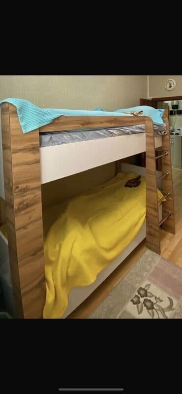 уловая кровать чердак: Односпальная кровать, Без подьемного механизма, Без матраса, Без выдвижных ящиков — 1