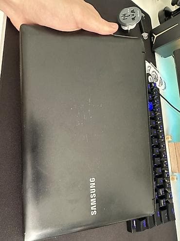 samsung noutbuk: Samsung netbuk Normal işdiyir 2 saat zaryadka saxlayır problemi — 3