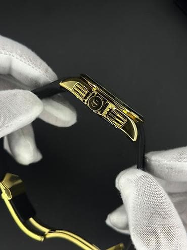 dini saat: TAG Heuer x Mercedes‑Benz SLS temalı kişi qol saatı - Sport-xronoqraf — 10