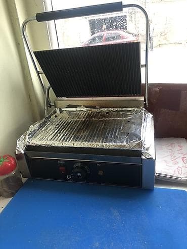 kafe divanı: Satış üçün kafe/fast‑food avadanlıqları paketi Məhsul tərkibi: - — 3