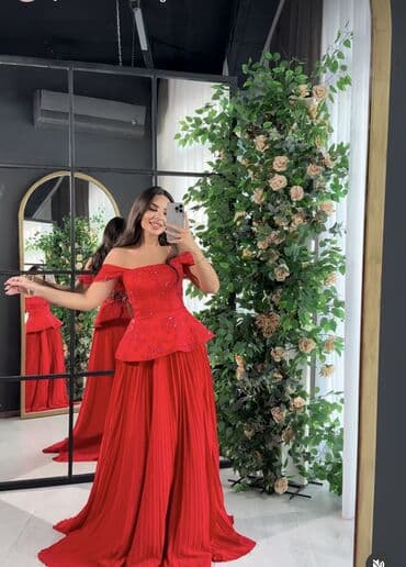 ikinci el don: 550 azn tikilib gala dressden 1defe geyinilib S M L Xl razmerleri — 1