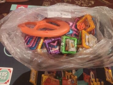 счеты для детей: Yaşıl çərçivəli, rəngli muncuqları olan hesablama lövhəsi. Müxtəlif — 9