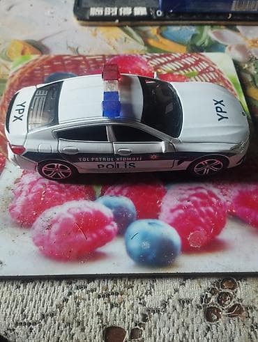 cd disk: YPX (Yol Patrul Xidməti) polis maşını modeli - Korpus: ağ rəngli — 2