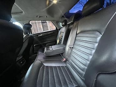 prius diskləri: Ford Fusion, ağ rəng, sedan kuzov. Mühərrik və ötürmə: - EcoBoost GDi — 5