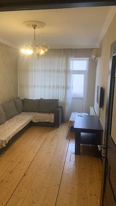 heyet evleri bine: Salam Xirdalanda tam merkezde Irşad telecomun yaninda yeni binada 2 — 4