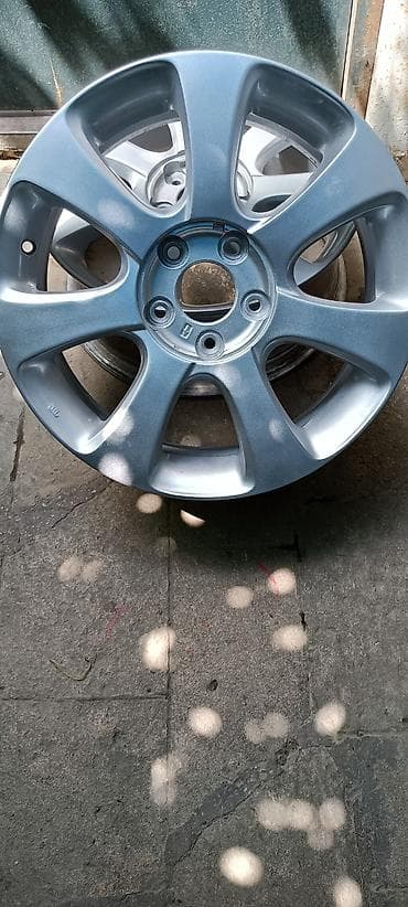 byd diskleri: Xundai Elantra disk komplekt 4 ədəd 400 azn2011-2013 buraxılışölcu — 1