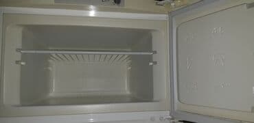 hotpoint ariston soyuducu soyutmur: Б/у 2 двери Hotpoint Ariston Холодильник Продажа, цвет - Белый, Встраиваемый — 5