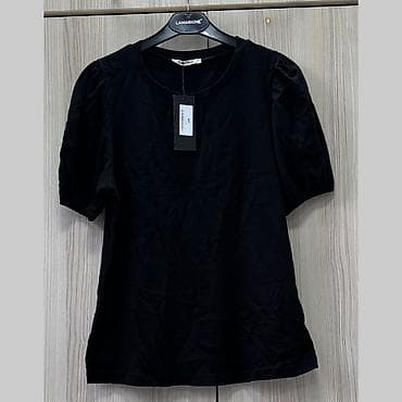 Qadın t‑shirt Yenidir, Etiketi üzərində. Ölçü: S Baki ve Sumqayita — 1