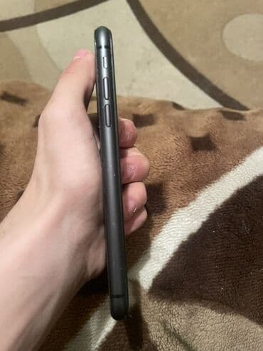 en ucuz iphone 11 pro: IPhone 11, Qara, Face ID — 4