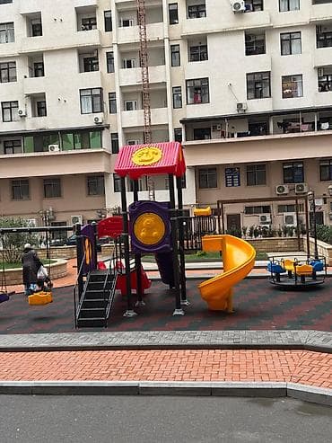 Sağlamlıq və gözəllik: Mənzillərin yerləşdiyi müasir yaşayış kompleksinin abadlaşdırılmış — 3