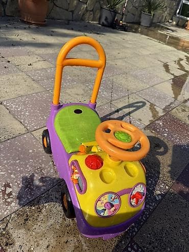 oyuncaq ilan: Uşaq nəqliyyatı dəsti 1) Ayaqla idarə olunan minik maşını (ride-on) - — 1