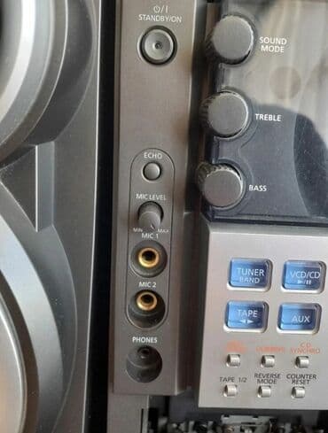 басавик: SAMSUNG musiqi mərkəzi və kalonkaları. Bir çox funksiyası var. 1 — 5