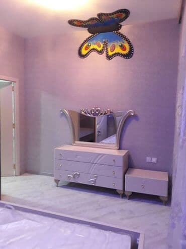 bakıxanovda ev: Razində (Ayğün sitinin yaxınlığında )14 mertebeli binanın 8-ci — 6