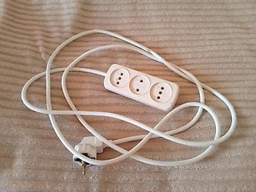 Ağ rəngli elektrik uzatma kabeli – 3 çıxışlı. - Tip: 3 yuvalı ştepsel
