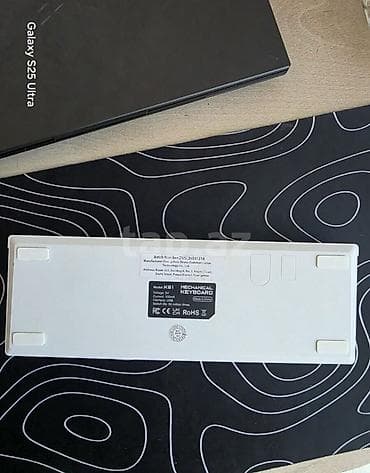 internet modem 5g: Mekanik klaviatura – Model: K61 - Rəng: ağ, kompakt 60% lay‑out (ox — 2