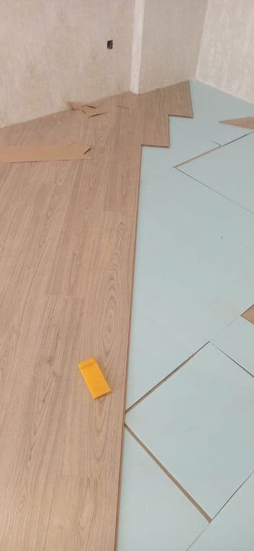 паркет баку: Laminatlarin vurulmasi her cur bilintuslarin supurgeliylerin vurulmask — 5