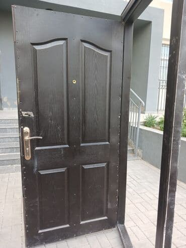Ворота и комплектующие: Для квартиры Б/у Входная дверь Бесплатная доставка, Платная доставка — 2
